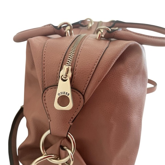 Guess large handbag crossbody NWOT pink mauve women’s purse pockets long strap - Picture 7 of 16
